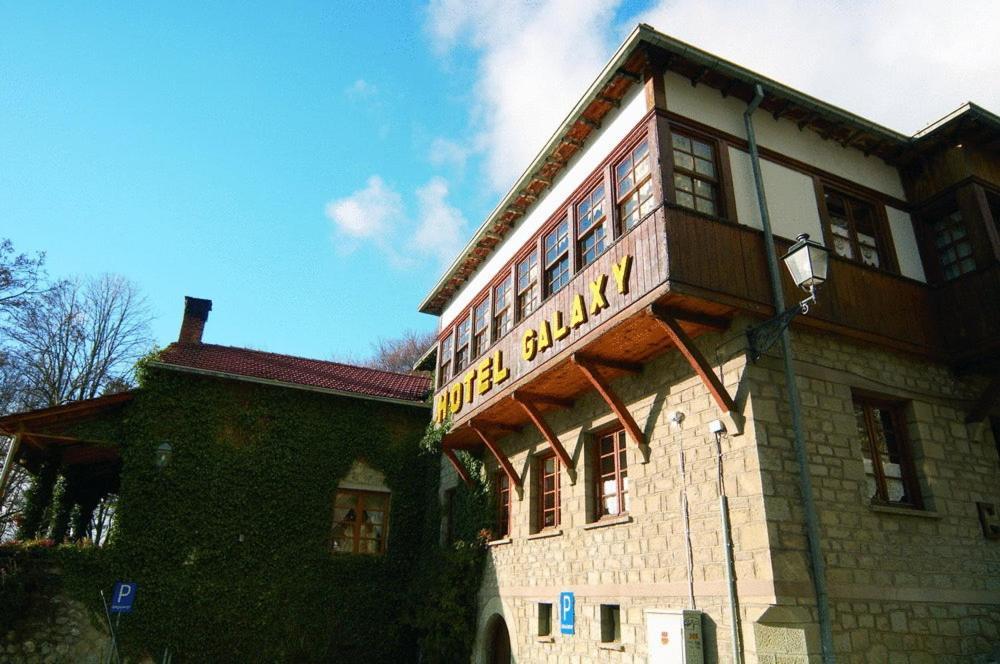 Hotel Galaxias Metsovo Ngoại thất bức ảnh