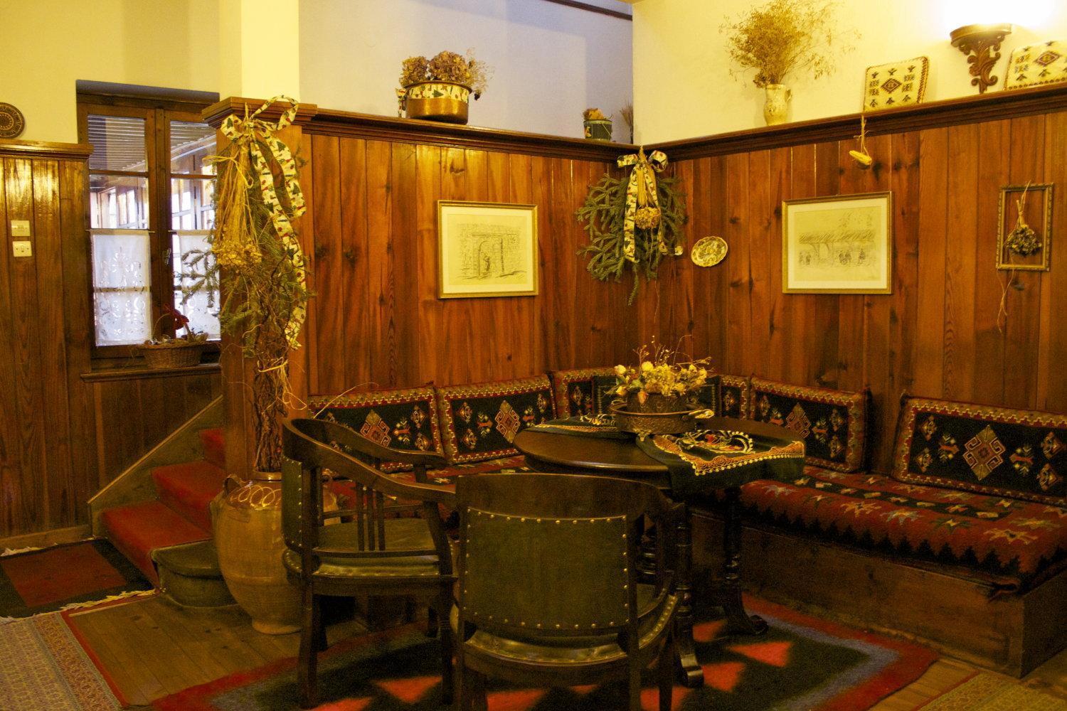Hotel Galaxias Metsovo Ngoại thất bức ảnh