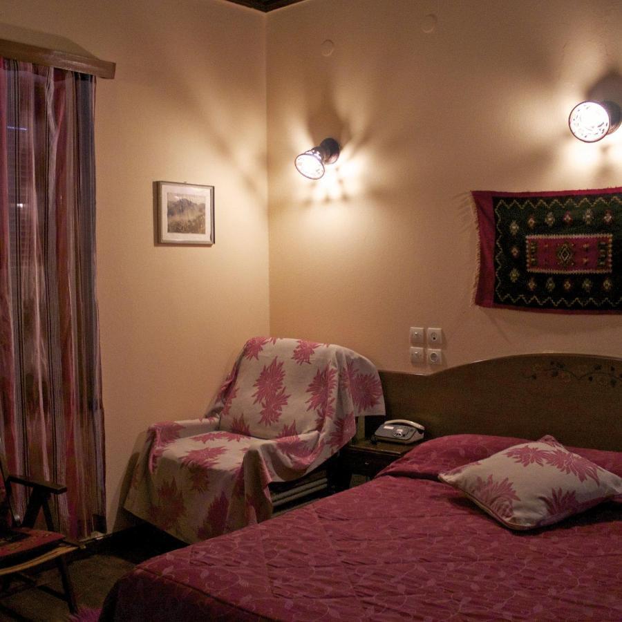 Hotel Galaxias Metsovo Phòng bức ảnh
